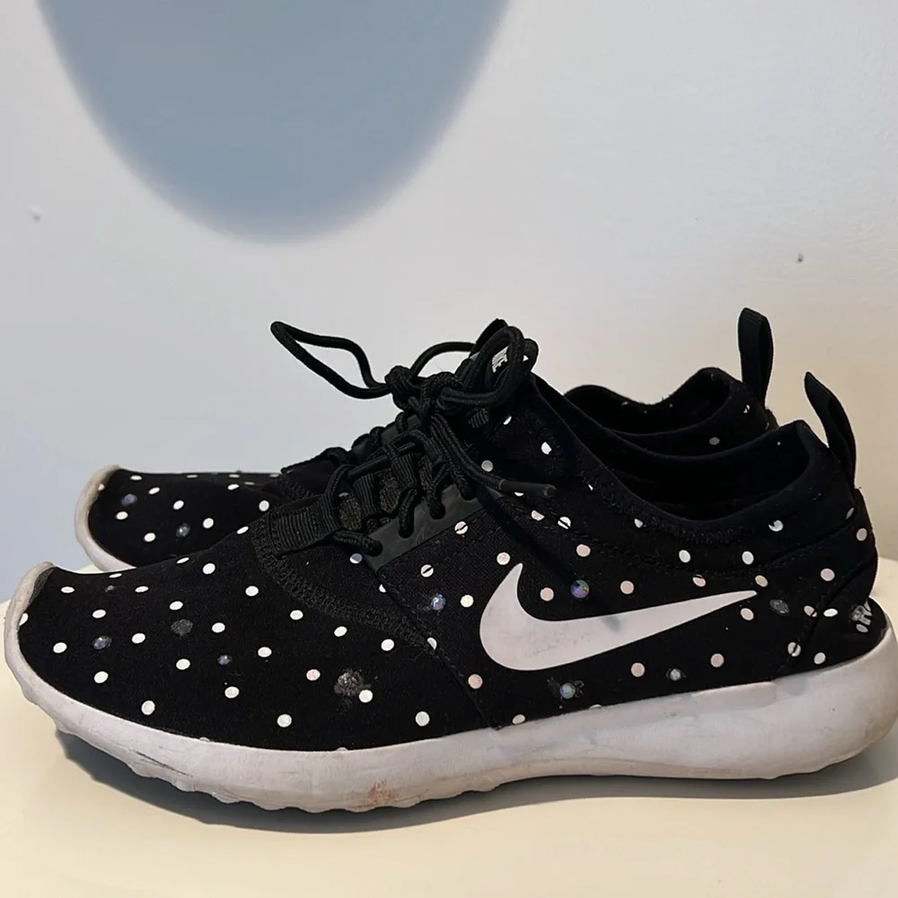 Polka Dot Bedazzled Nike Sneakers - Picture 4 of 7